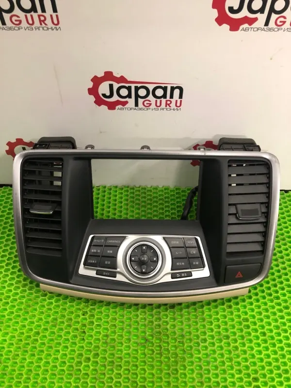 Консоль магнитофона nissan teana J32 VQ25 2009 (б/у)