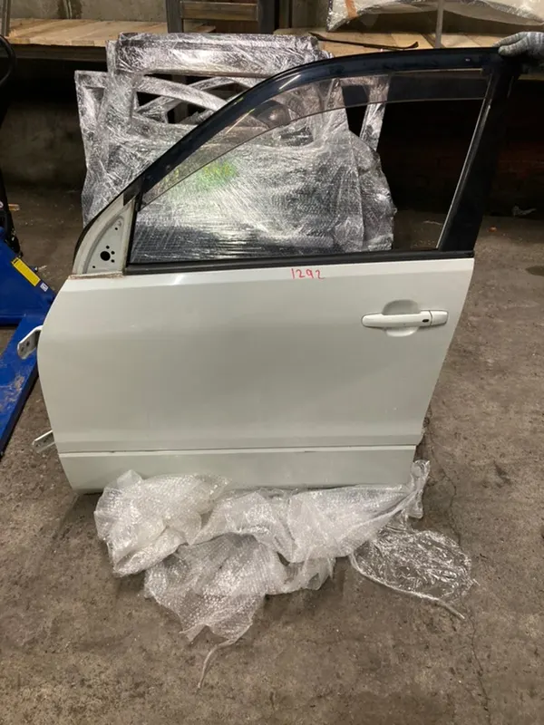 Дверь боковая Suzuki Grand Vitara JT J24B 2010 перед. лев. (б/у)