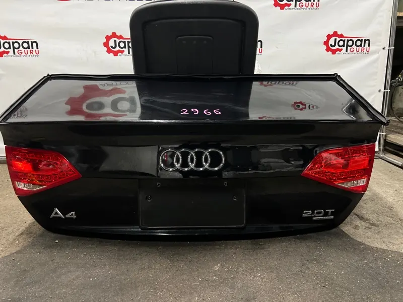 Крышка багажника audi a4 B8 2.0 CDNC 2011 задн. (б/у)