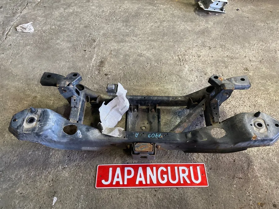 Подрамник Mazda 3 BK ХЭТЧ ZY 2009 задн. (б/у)