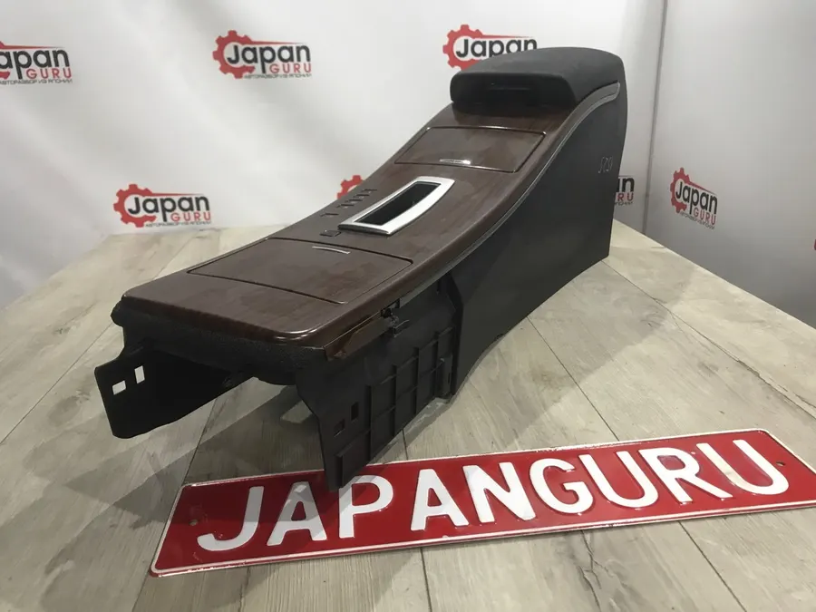 Подлокотник nissan teana J32 VQ25 2008 (б/у)