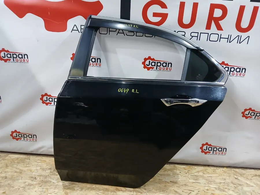 Дверь боковая honda accord 8 R20A 2011 задн. лев. (б/у)