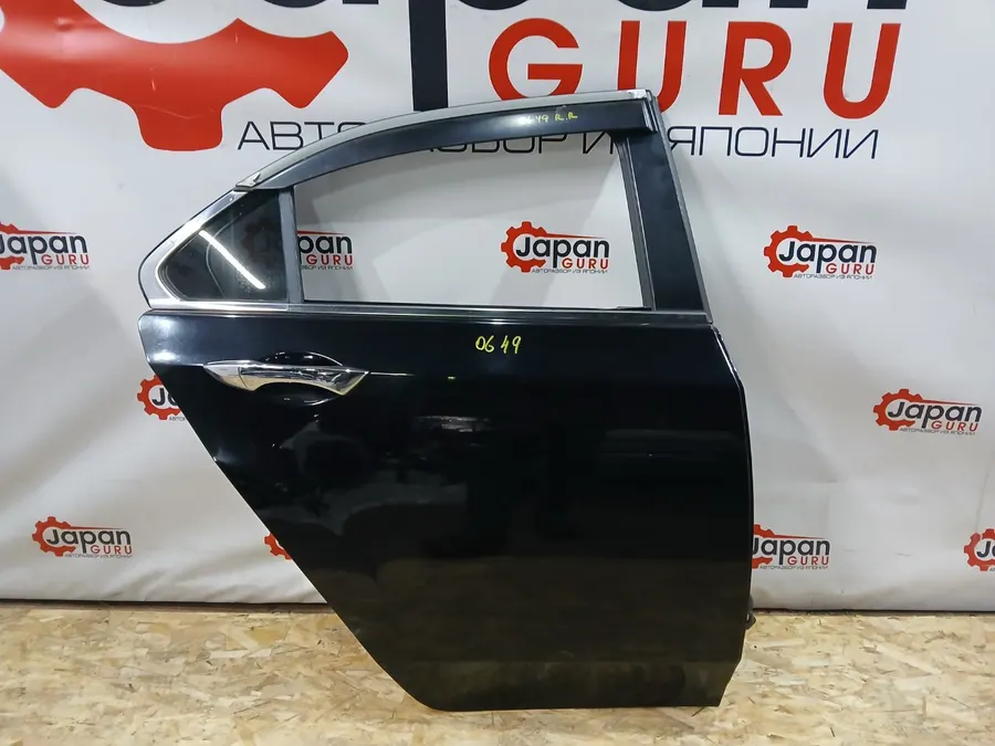 Дверь боковая honda accord 8 R20A 2011 задн. прав. (б/у)