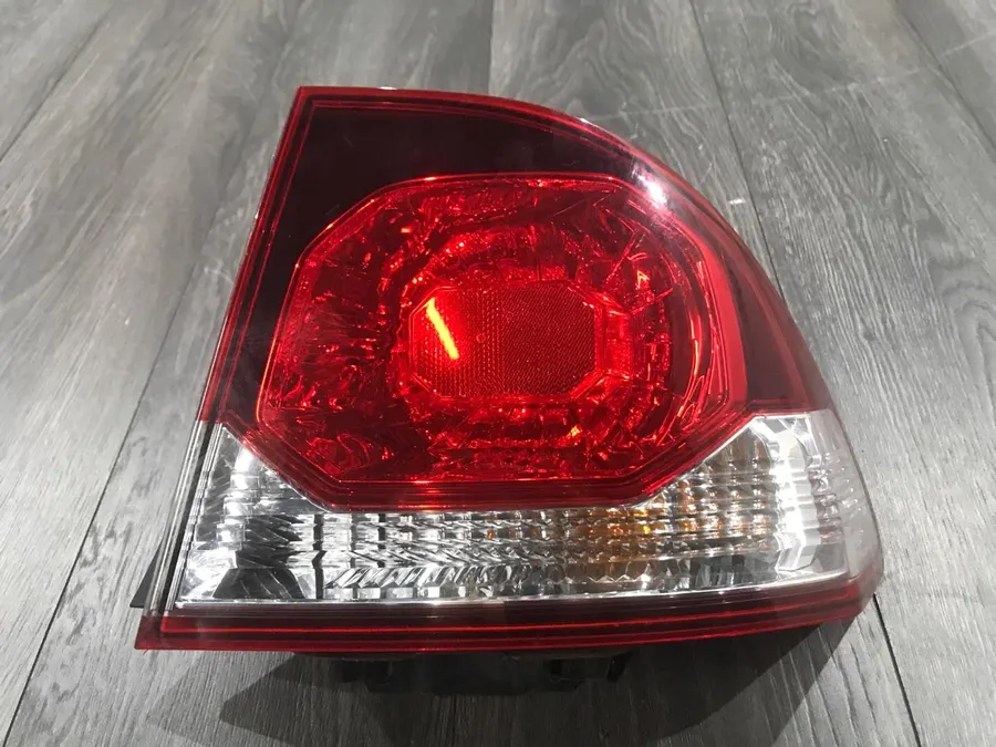 Фонарь задний honda civic 4d 8 РЕСТАЙЛИНГ LDA 2010 задн. прав. (б/у)