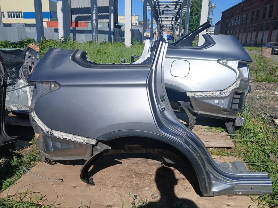 Крыло mitsubishi outlander GF7W 4J11 2.0 2014 задн. прав. (б/у)