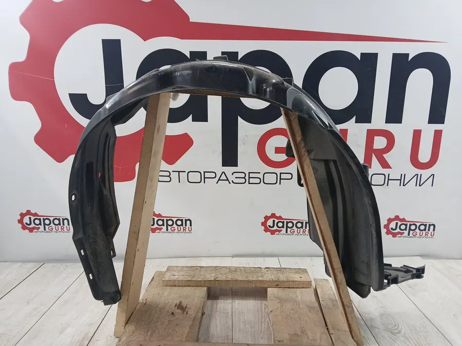 Подкрылок honda civic 4d 8 R18 2008 перед. прав. (б/у)