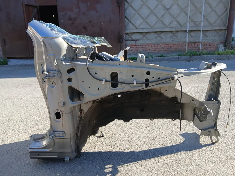 Четверть mitsubishi outlander GF8W 4J12 2013 перед. прав. (б/у)
