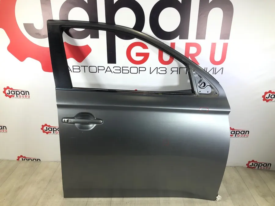 Дверь боковая mitsubishi outlander GF8W 4J12 2013 перед. прав. (б/у)