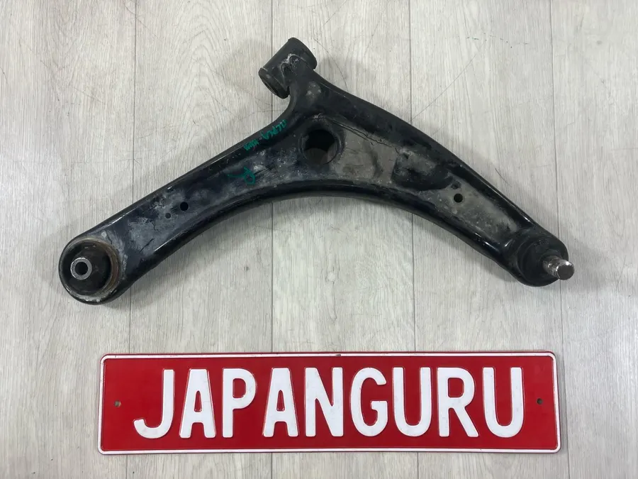 Рычаг подвески нижний mitsubishi Lancer 10 4B11 2.0 2007 перед. прав. (б/у)