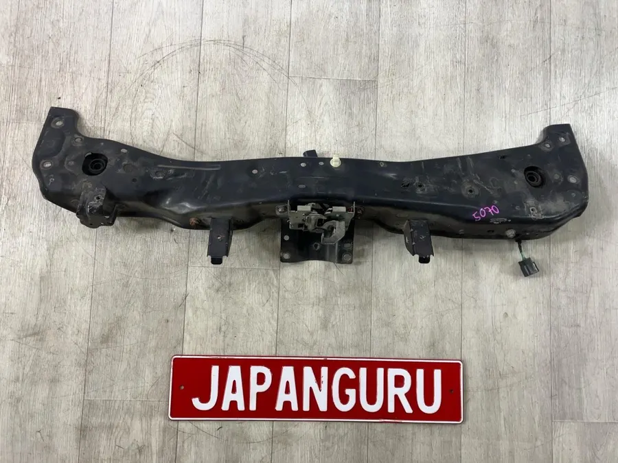 Верхняя планка телевизора mitsubishi Lancer 10 4B11 2.0 2007 перед. (б/у)
