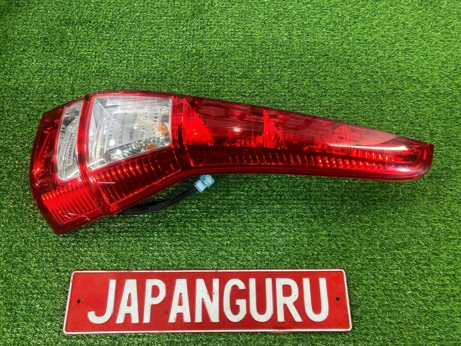 Фонарь задний honda CR-V 3 RE4 K24A 2011 задн. прав. (б/у)