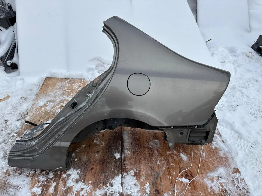 Крыло honda civic 8 R18 2006 задн. лев. (б/у)