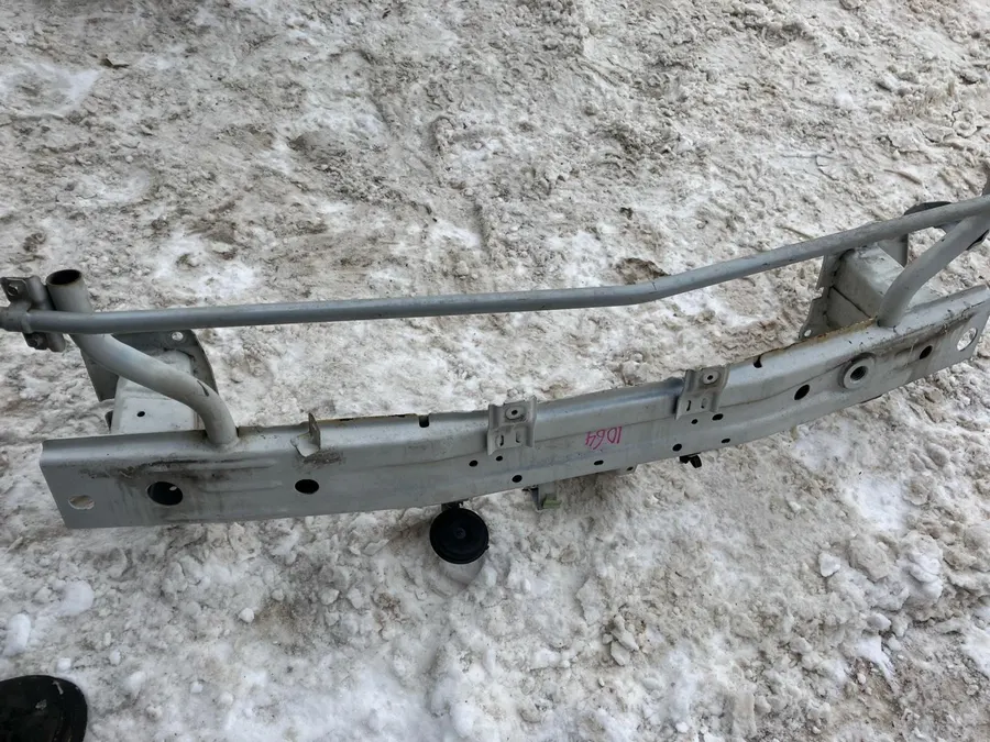 Усилитель бампера mitsubishi Lancer 10 4B10 1.8 2010 перед. (б/у)