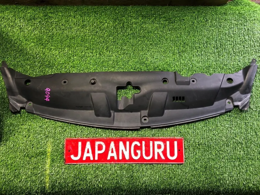 Накладка замка капота honda civic 8 R18 2006 (б/у)