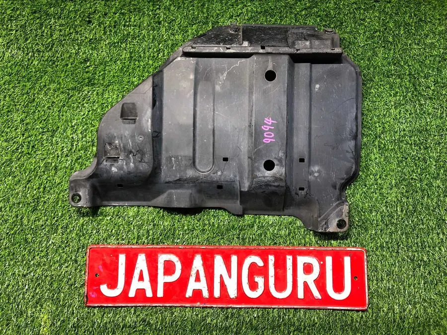 Защита двигателя honda civic 8 R18 2006 прав. (б/у)