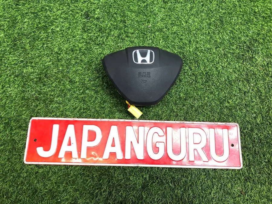 Подушка безопасности в руль honda civic 8 R18 2006 (б/у)