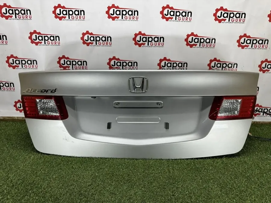 Крышка багажника Honda Accord 8 K24A 2010 (б/у)